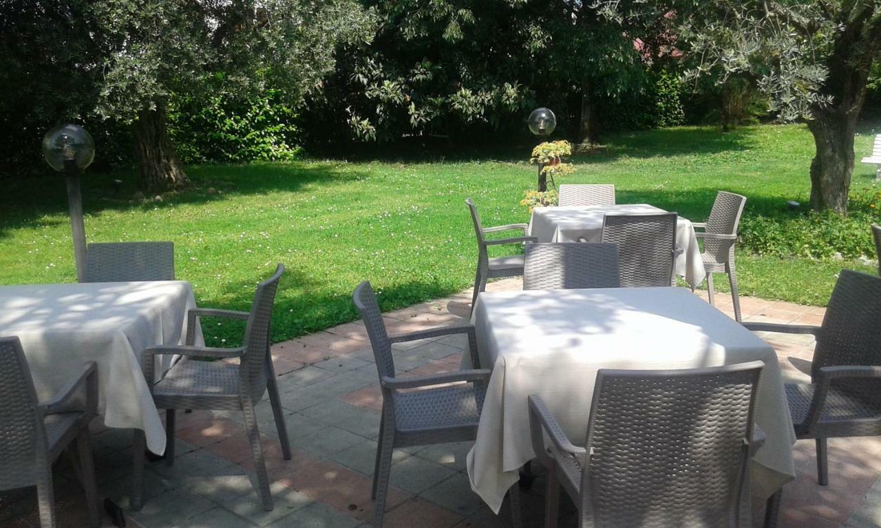 Casa Margherita Лонато Экстерьер фото